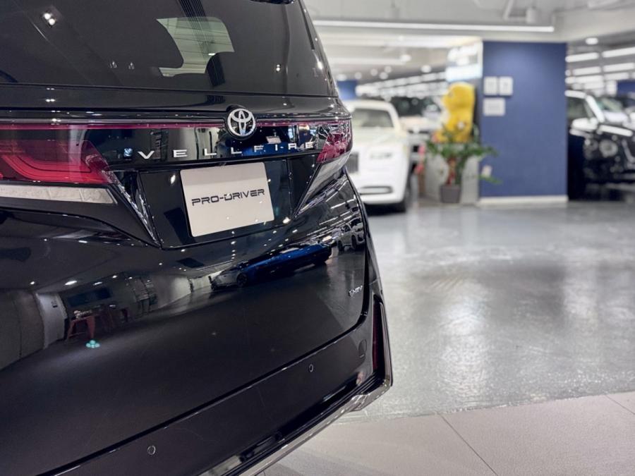 VELLFIRE Z PREMIER HEV - Image 5